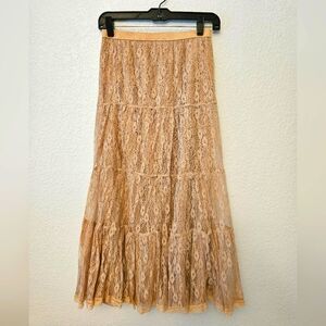 Forever 21 Beautiful Skirt w/ Lining